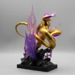 figura freezer dorado