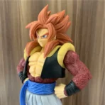figura gogeta ssj4