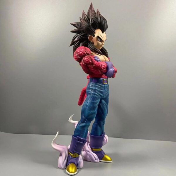 figura vegeta ssj4